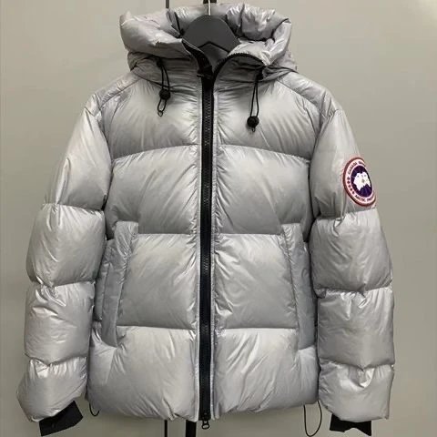 Light gray red label