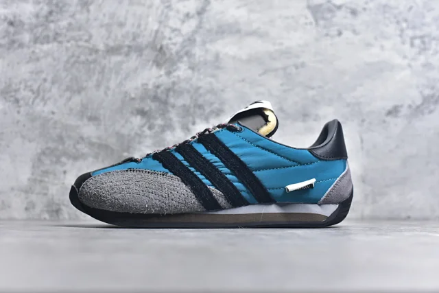 Adidas Sneakers SFTM-003 product detail image 10