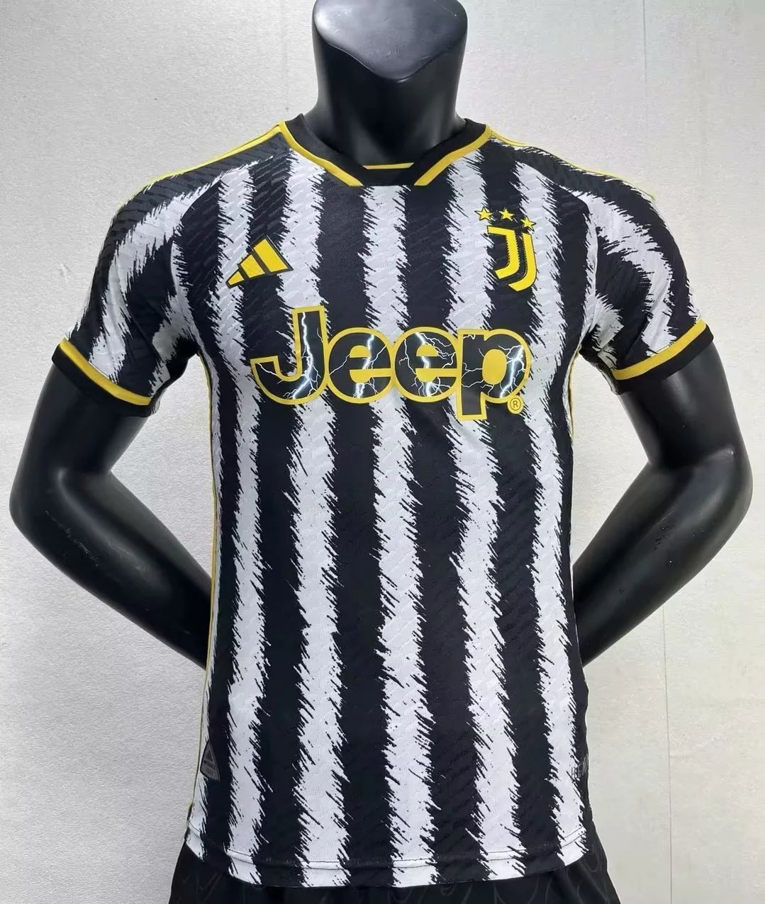 Club Football Juventus Ad*das Jersey - 133389
