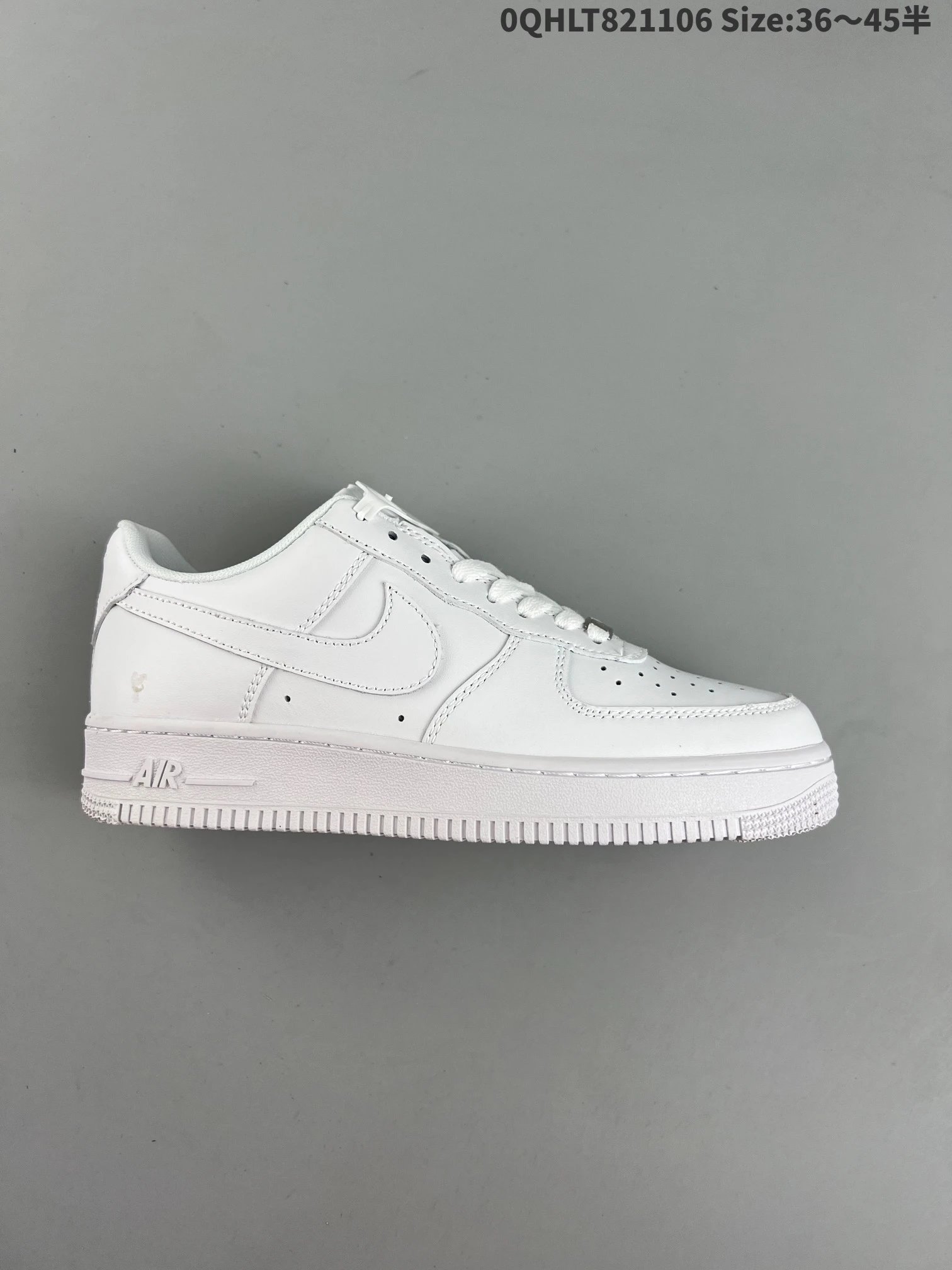 All-white, full-grain leather, classic low-top casual sneakers 1