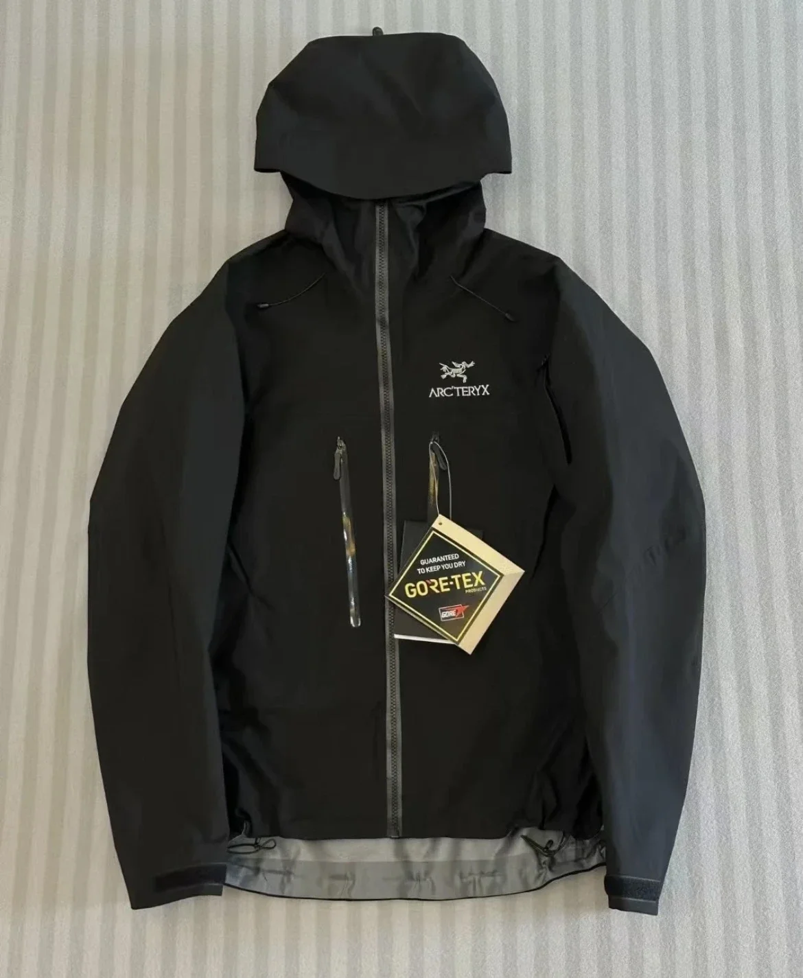 Arc'teryx SV Jacket Beams