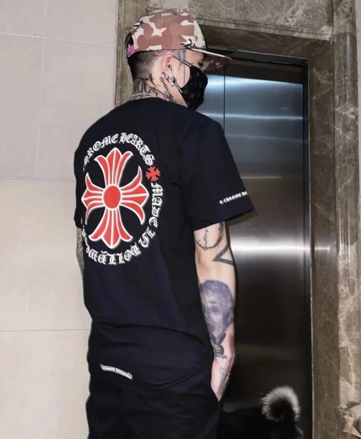 T-shirt