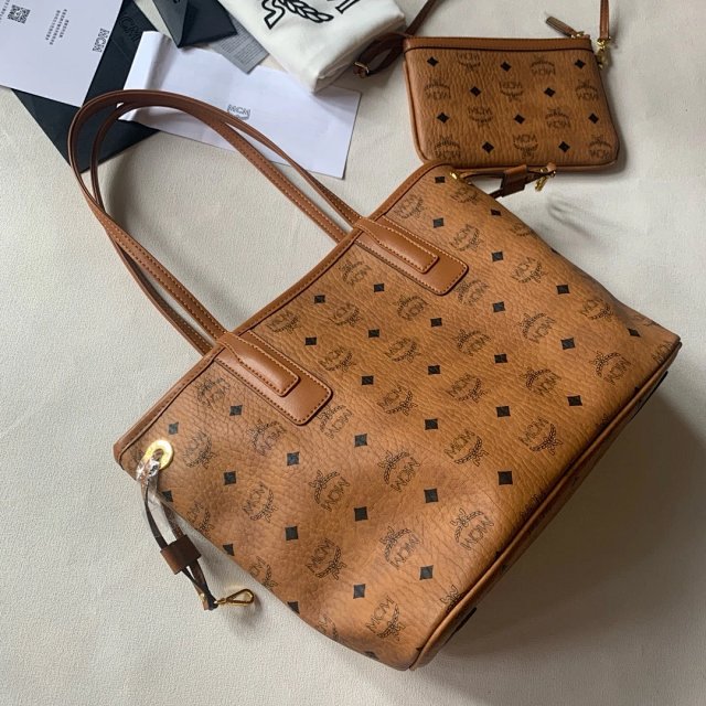 MCM Bag: seller detail photo 3