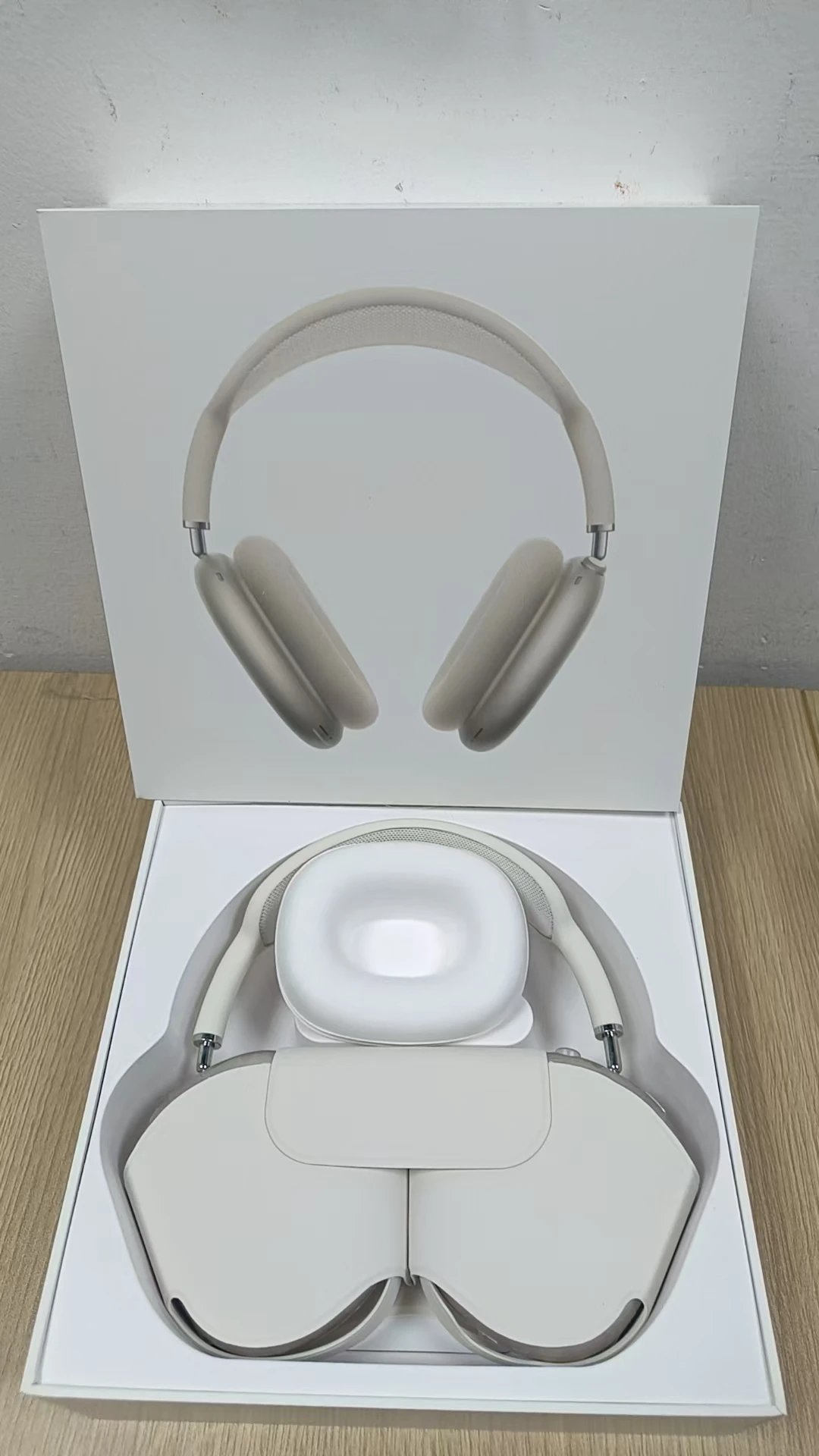Apple Airpods Max 8