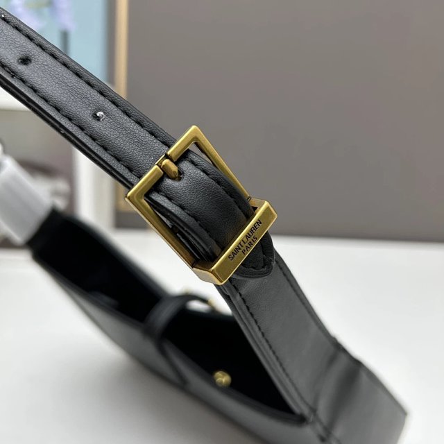 YSL Saint Laurent Bag: seller detail photo 2