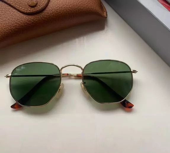 Prada Sunglasses [17+ styles] foto 6