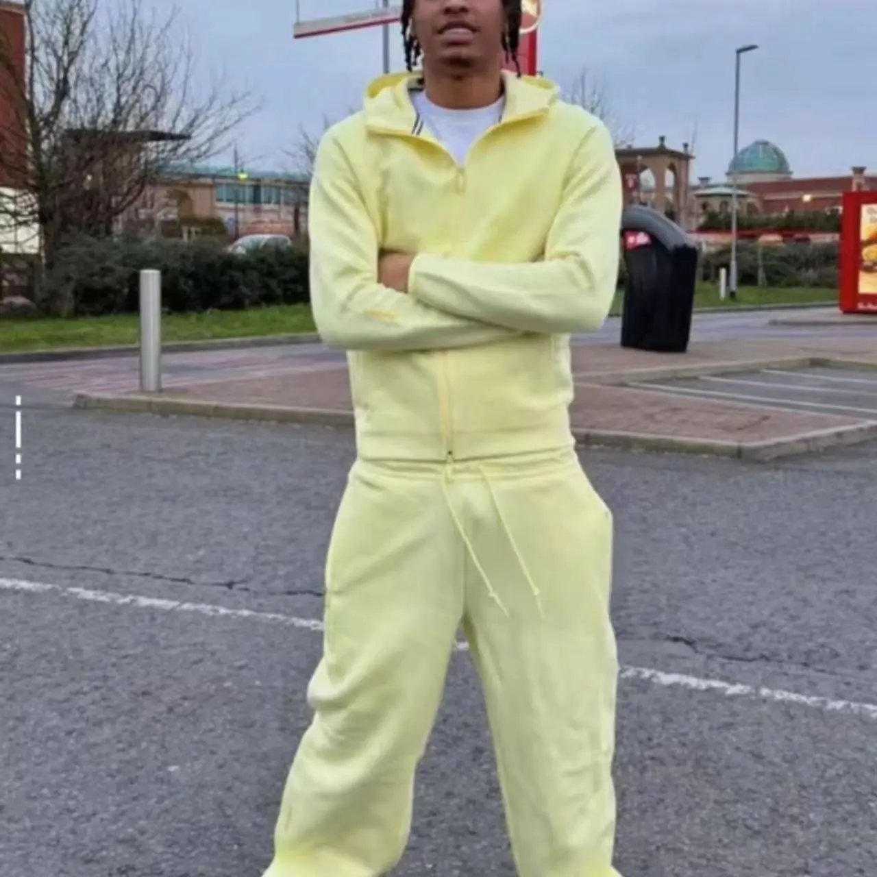 Design Neon Yellow Zip-Up Hoodie and Sweatpants Tracksuit - 1