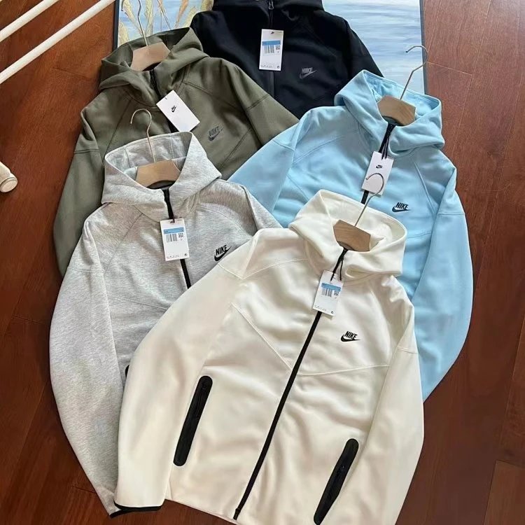 Nike Hooded Sweatshirts [40 st