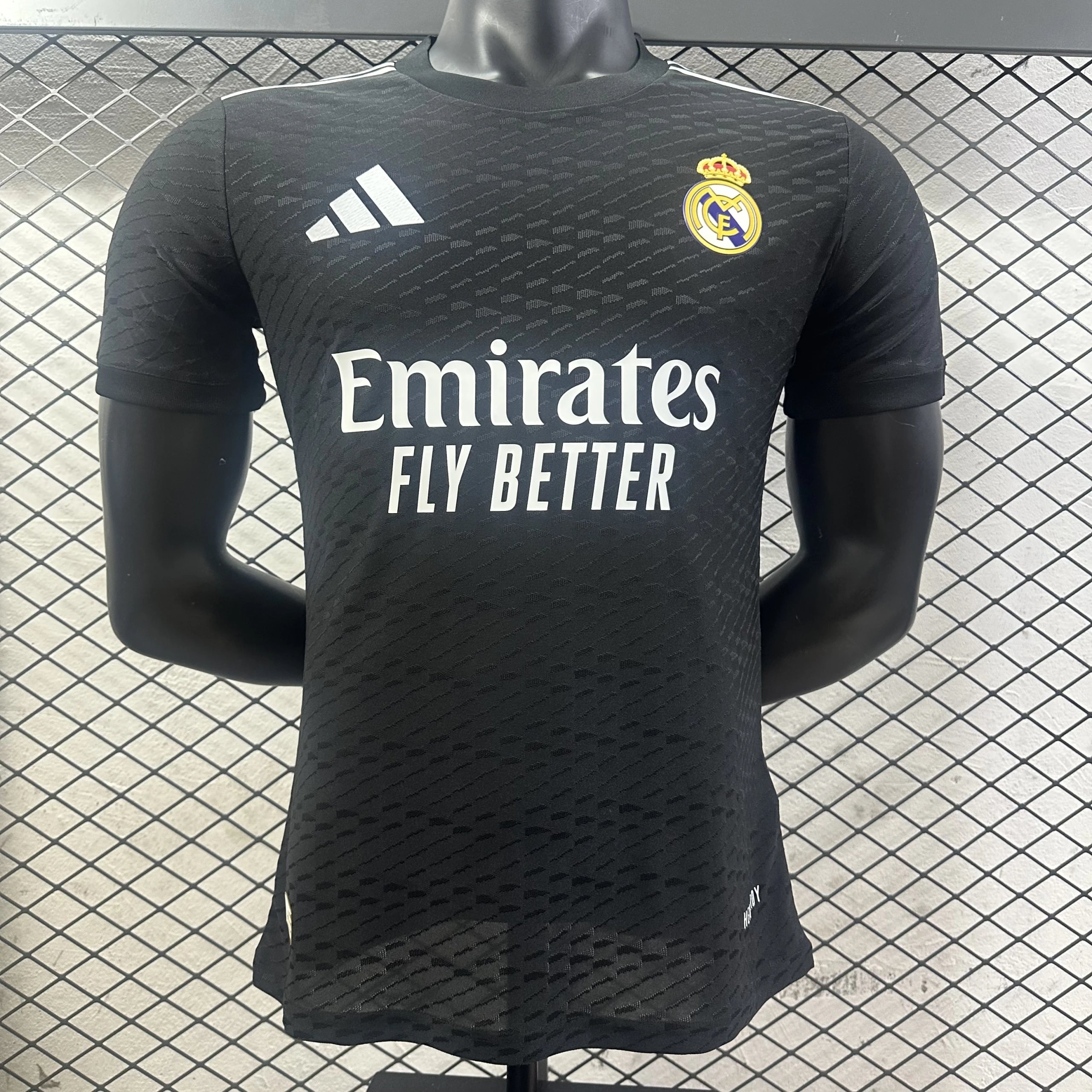 25-26皇马黑色广告版