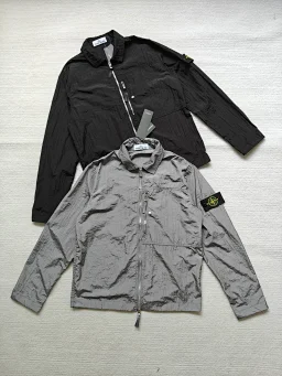 thumbnail for STONE ISLAND SS25 Nylon Metal Solid Color Logo Patch Lapel Single Pocket Zip Long Sleeve Jacket Jacket