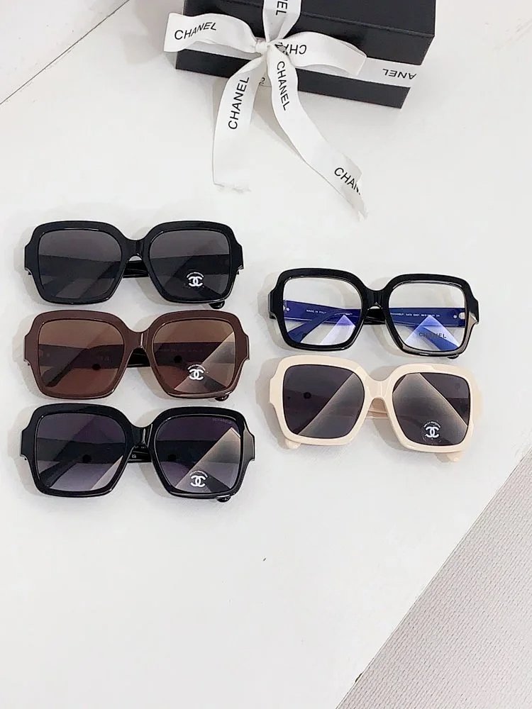 Glasses from Alexander