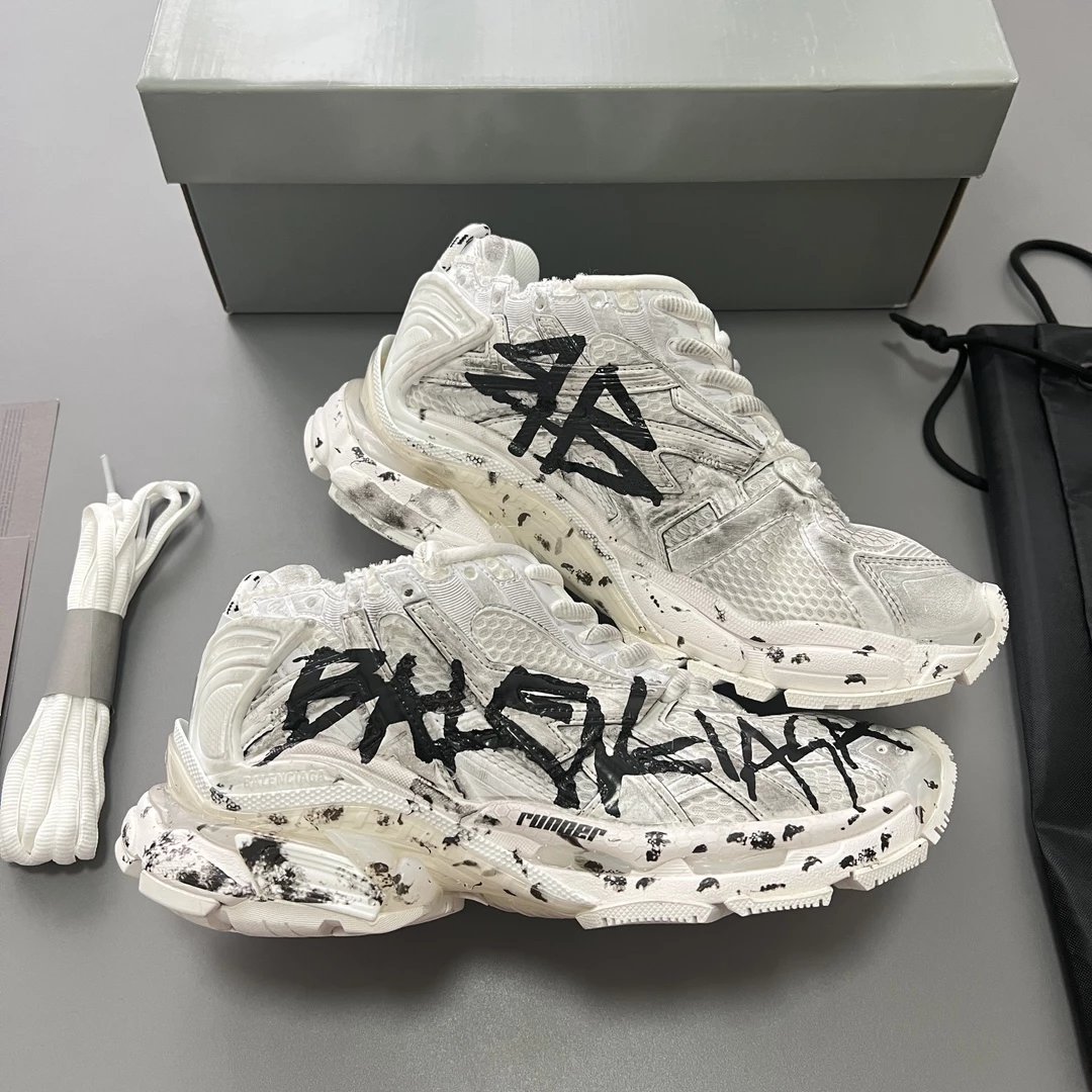 Latest Batch - 2028 - Shoes - BB