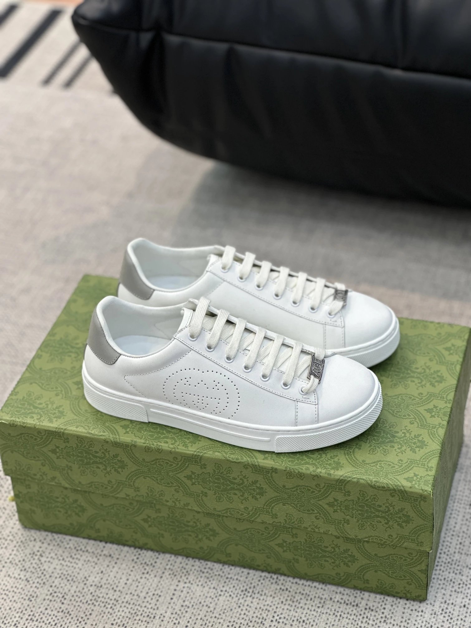 Gucci Ace White Leather Bee Embroidered Sneakers