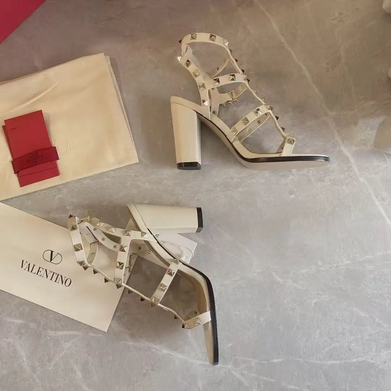Shoes VVV