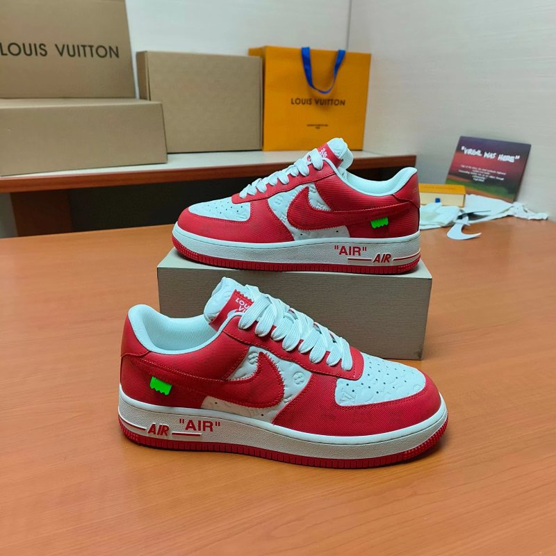 Men And Women Sports Shoes