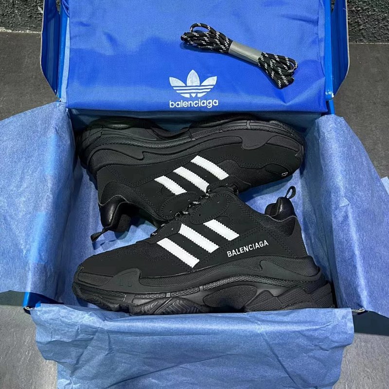 Men And Women Sports Shoes2024
