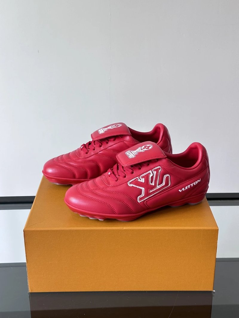 Men And Women--Latest Batch Of Shoes--lll