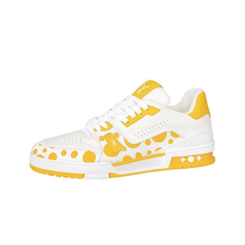 Yayoi And Women Sports Shoes