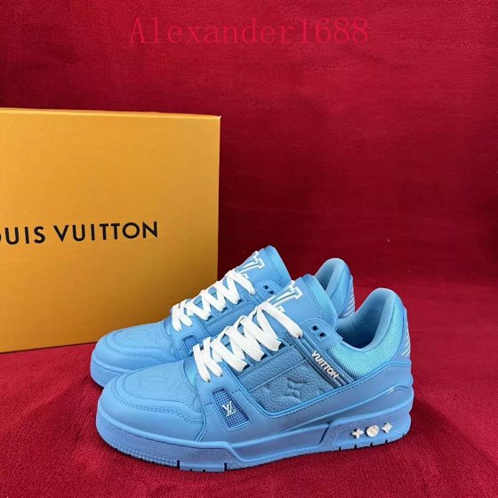 2024 Men and women sports shoes