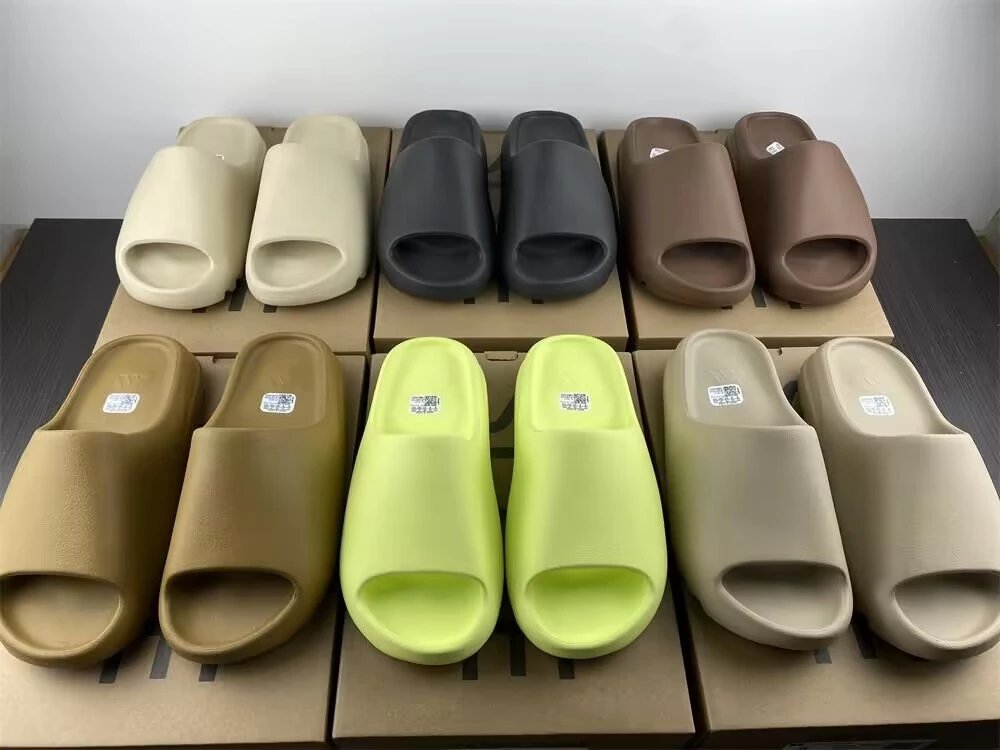 YZ Slide 拖鞋 (Run Small) - 135089