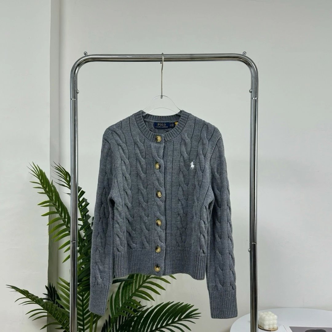Ralph Lauren Knitwear Cable-knit button-front cardigan — Gray