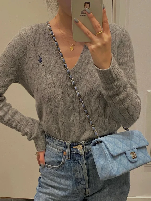 Ralph Lauren Knitwear Cable-Knit V-Neck Sweater product detail image 6