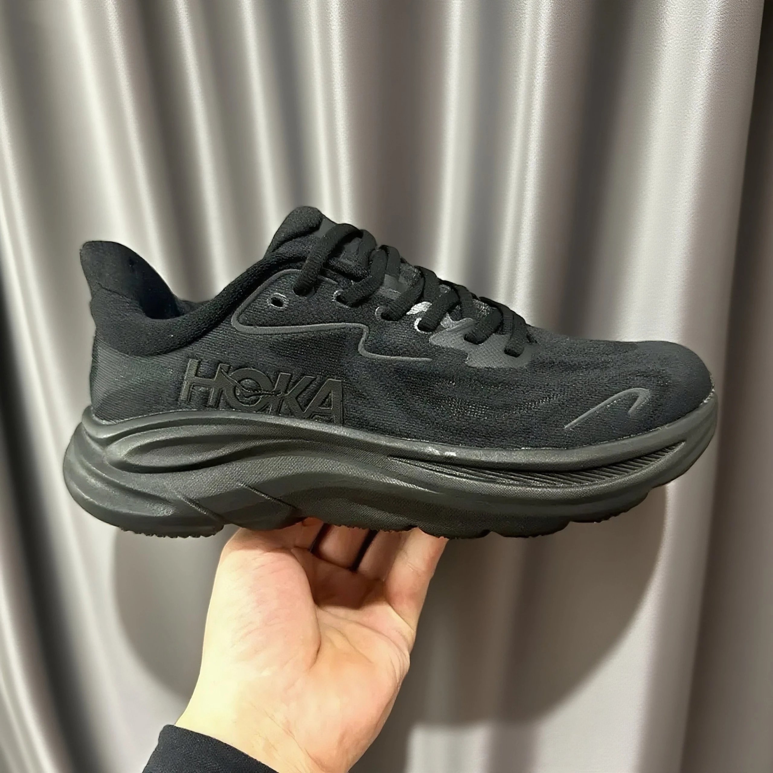 克里夫顿10代 HOKA ONE ONE  Clifton 10纯黑色休闲 低帮跑步鞋 男女同款 休闲百搭运动跑步鞋