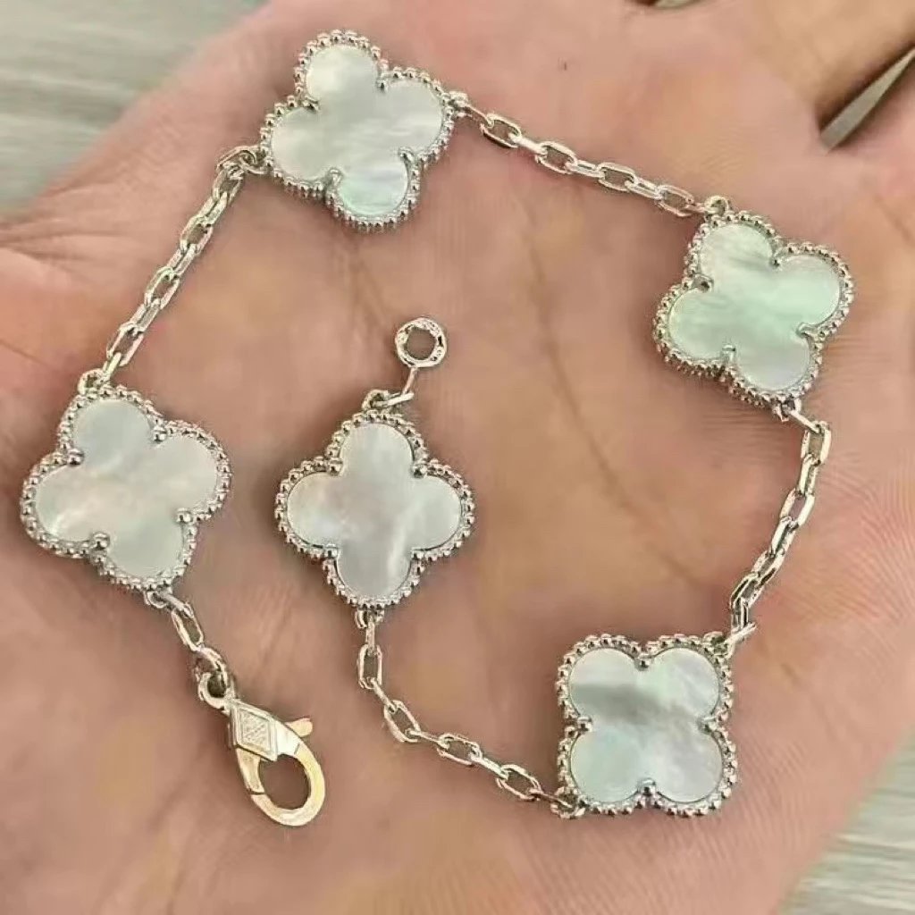 White Agate - White Gold