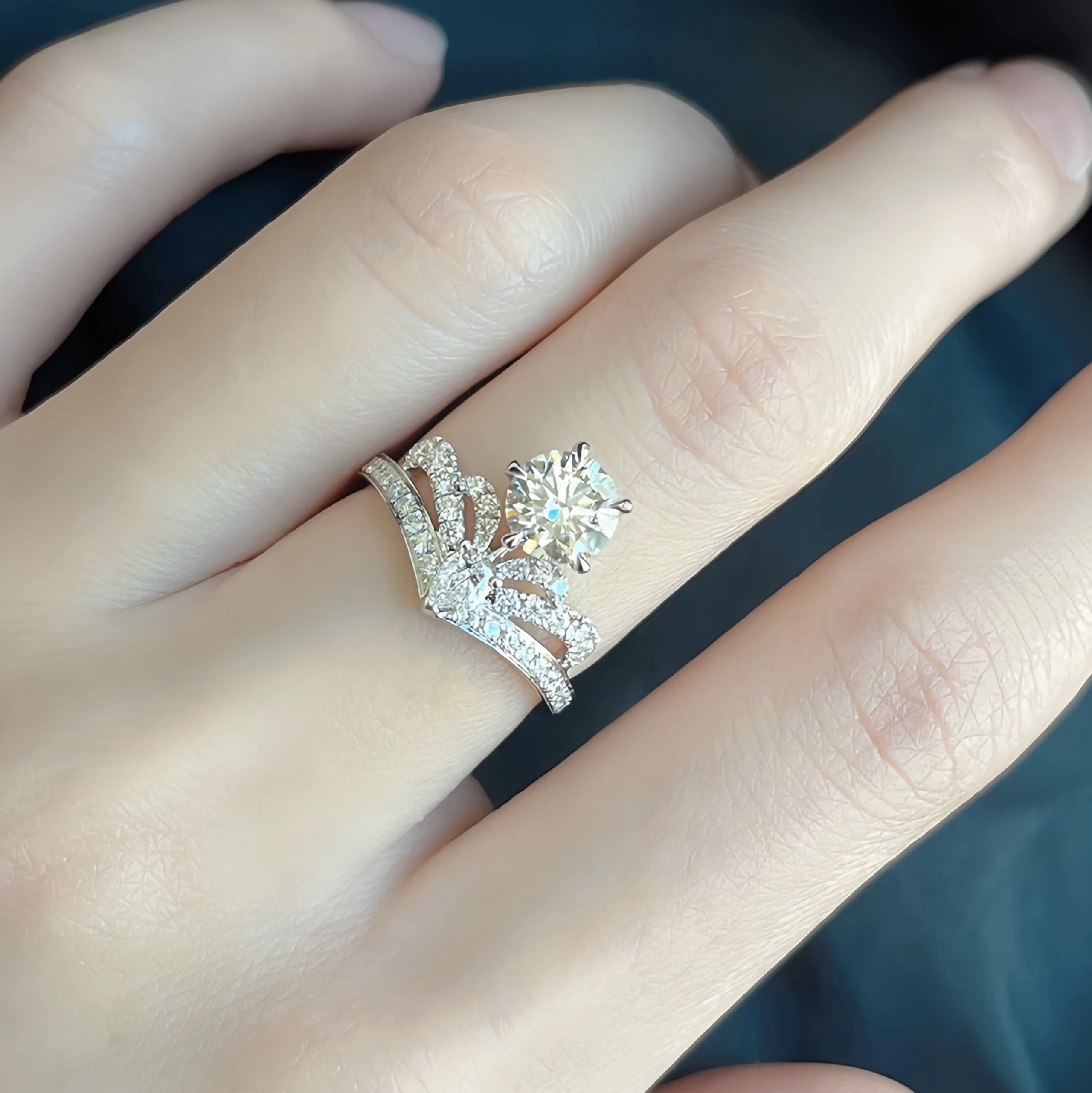 1 carat moissanite S925 sterling silver - Hatsune Miku