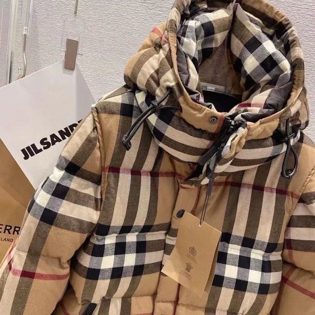 Burberry Down Jackets Hooded quilted jacket with check-lined collar product detail image 9