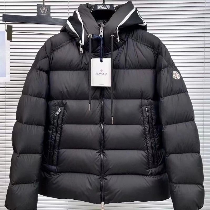 Model 10- Black