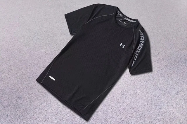 Under Armour T-Shirts Short-Sleeve Performance Logo Print product detail image 29