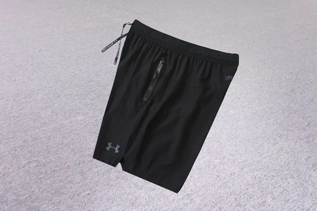 Under Armour T-Shirts Short-Sleeve Performance Logo Print product detail image 28