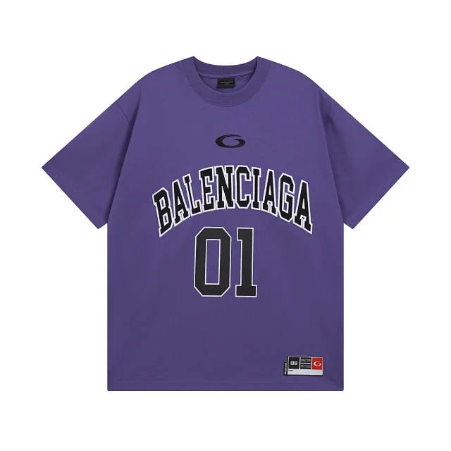 Balenciaga T-Shirts Oversized logo graphic T-shirt product detail image 26