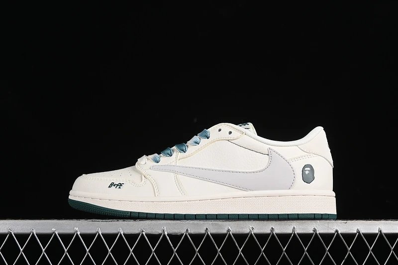 A Bathing Ape Bape STA White Green Sneakers