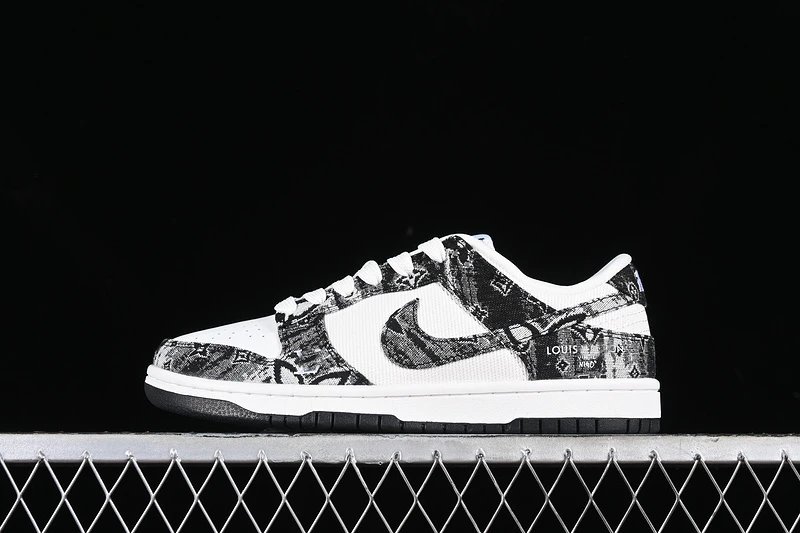 Nike Dunk Low Black White Sneakers