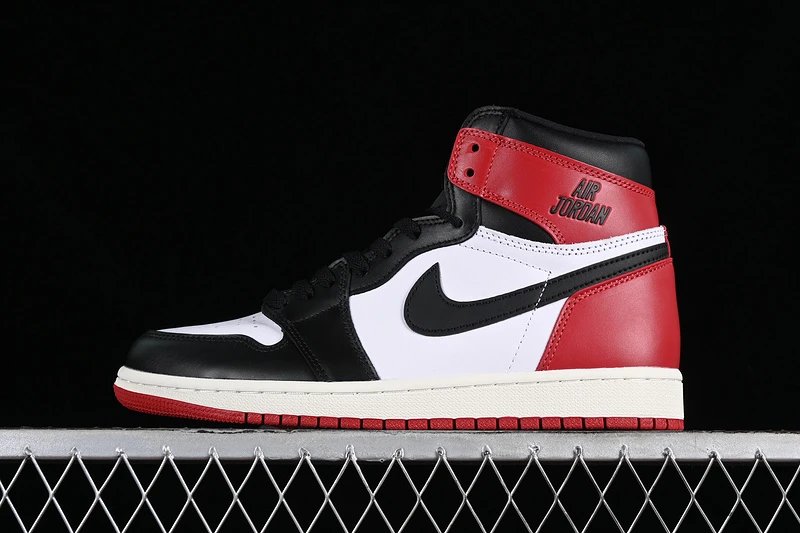 Jordan Air Jordan 1 High Black Red White Sneakers