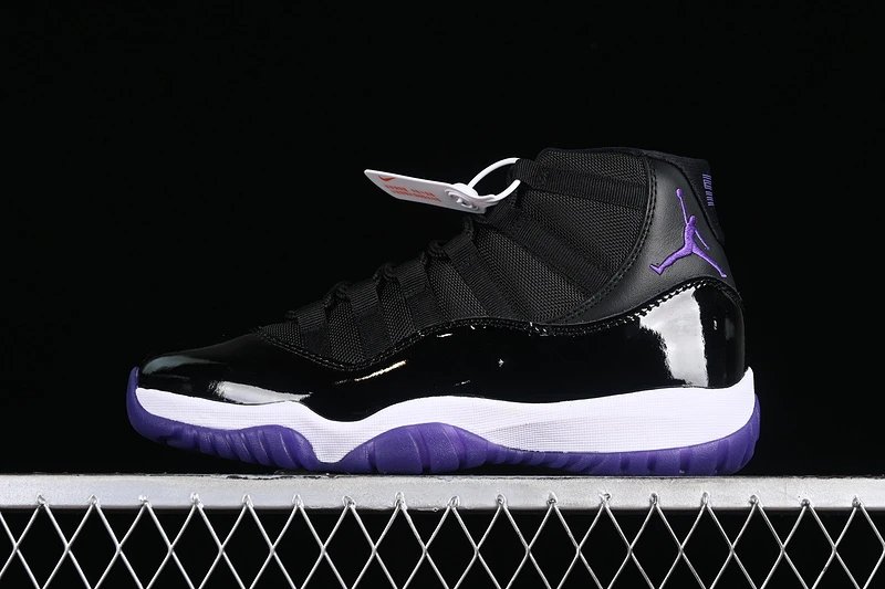 Jordan Air Jordan 11 Visible Black Concord Sneakers