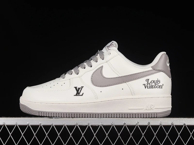 Nike Air Force 1 White Grey Sneakers