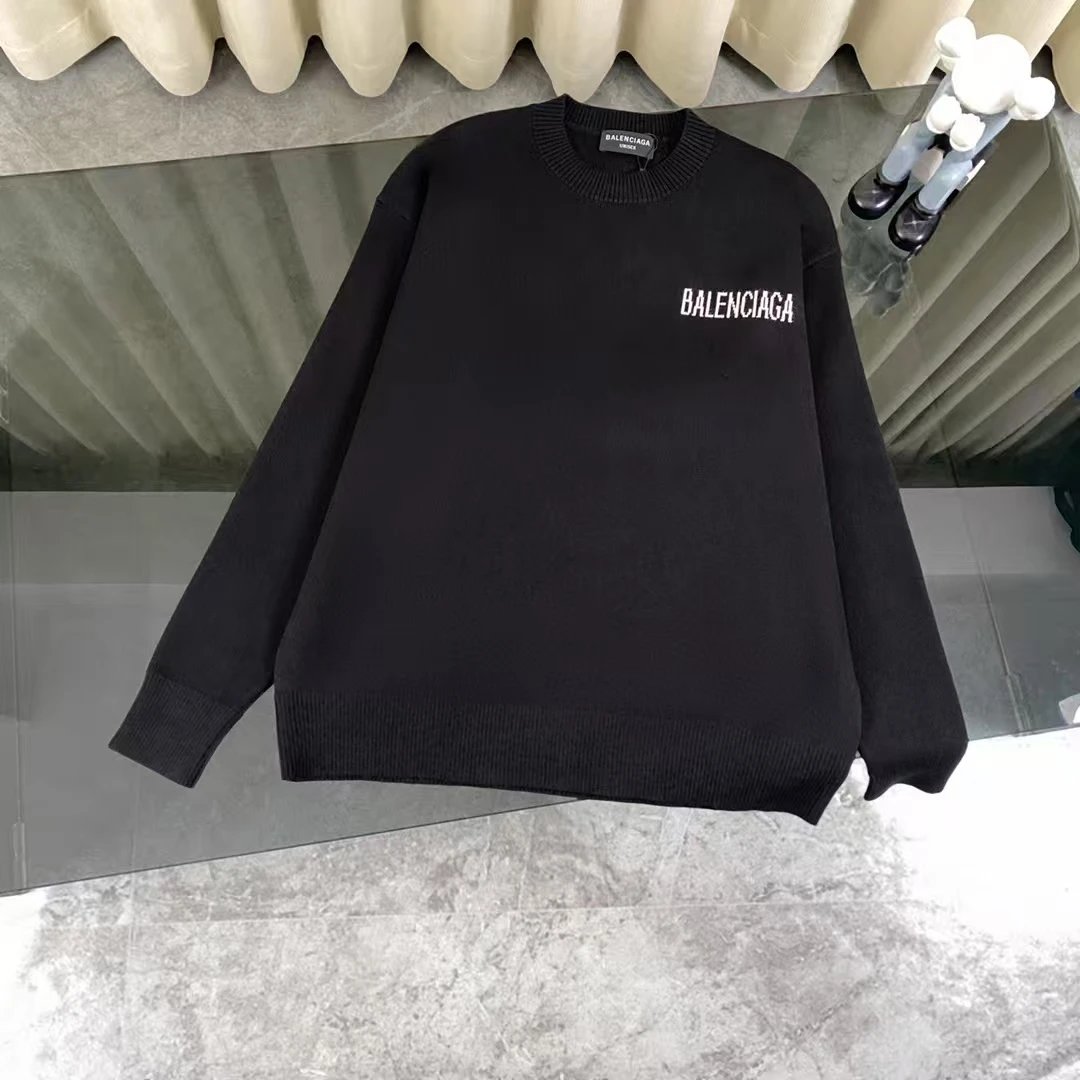 Balenciaga  Sweater