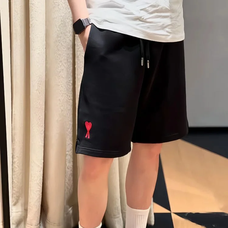Ami Short