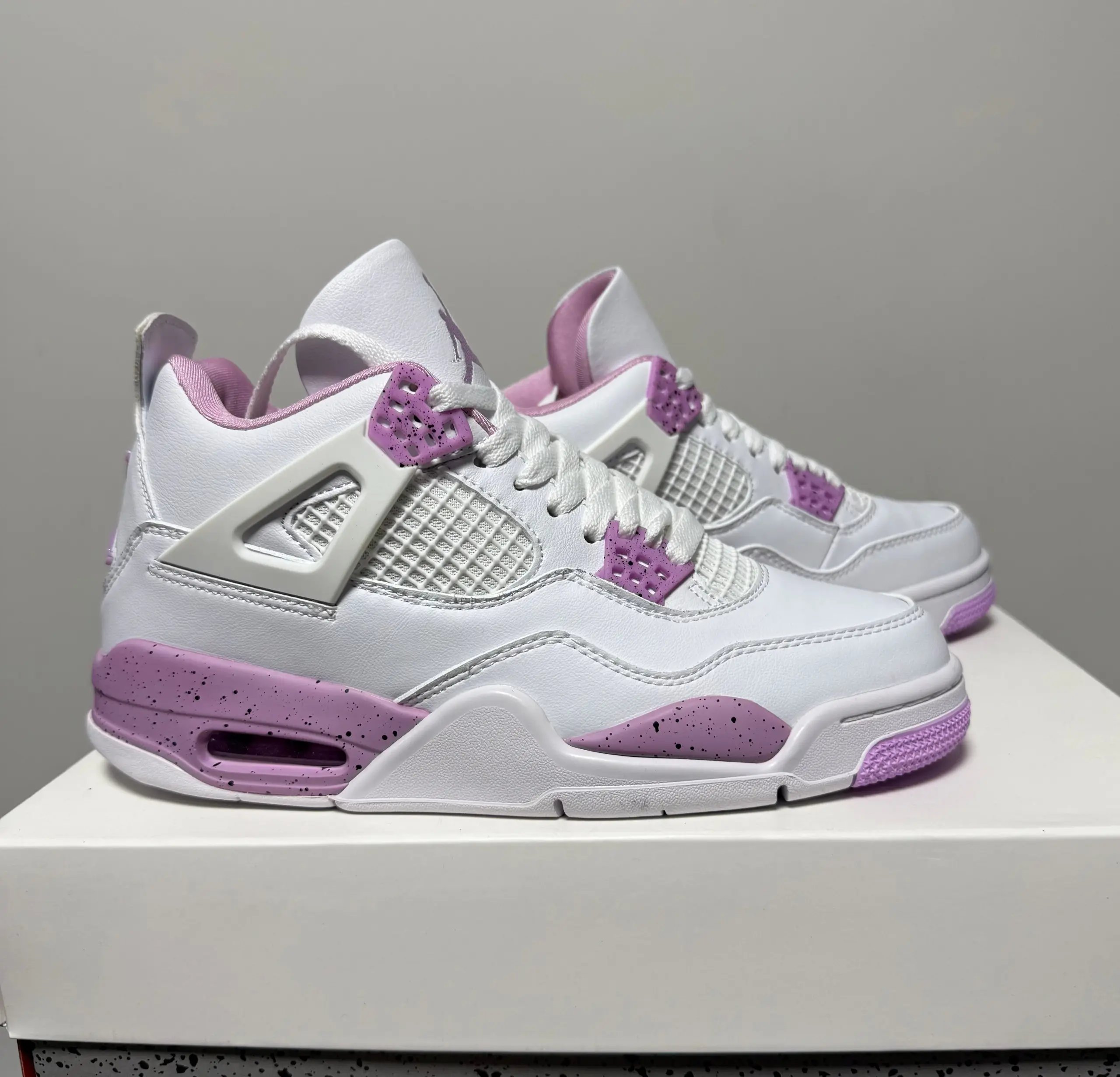 Jordan 4 Retro