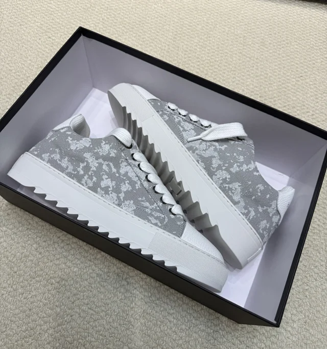 Unbranded Sneakers Low-Top Canvas with Sawtooth Sole product detail image 2