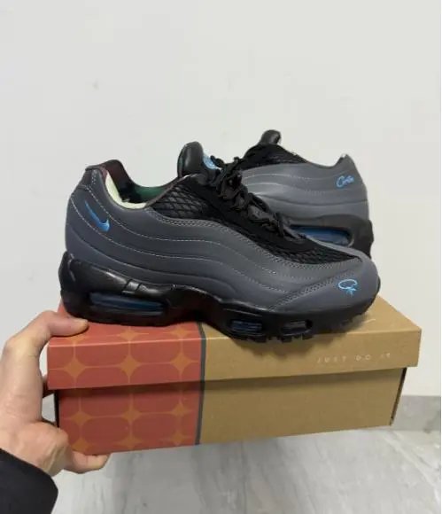 Air Max Corteiz Powder — 11 colorway — USFans Spreadsheet photo