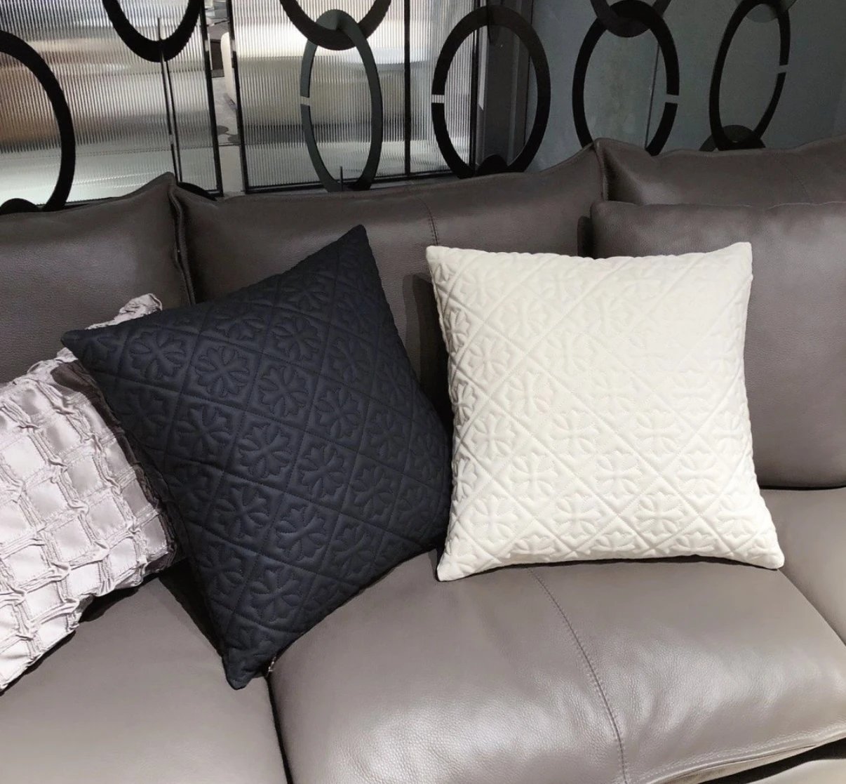 Chrome Hearts Pillow — white colorway — USFans Spreadsheet photo