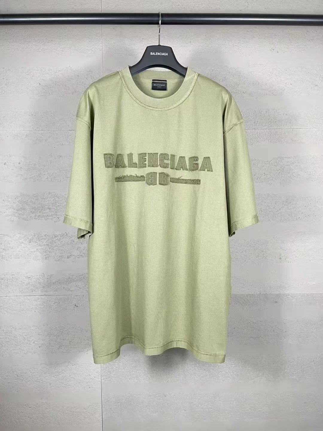 Balenciaga SS25 T-Shirt — Light green colorway — USFans Spreadsheet photo