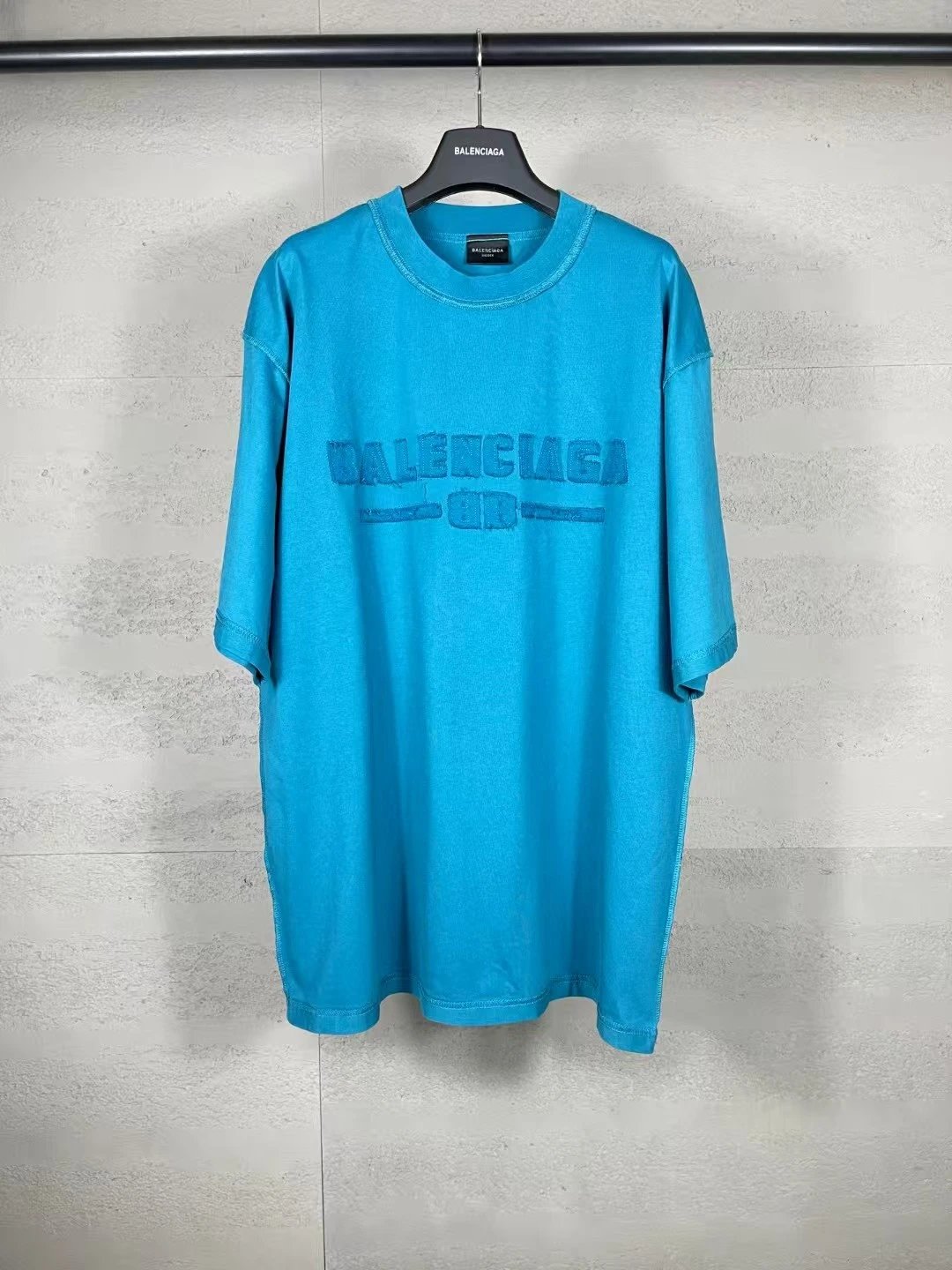 Balenciaga SS25 T-Shirt — blue colorway — USFans Spreadsheet photo