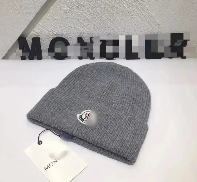 Budget Moncler Beanie — Knit Hat dark gray colorway — USFans Spreadsheet photo