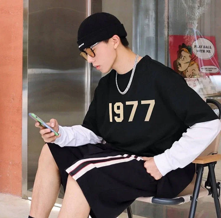 Essentials 1977 Camiseta