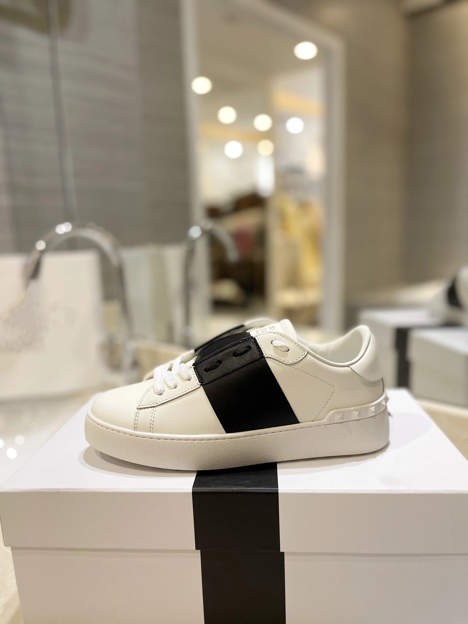 Unisex casual shoes
